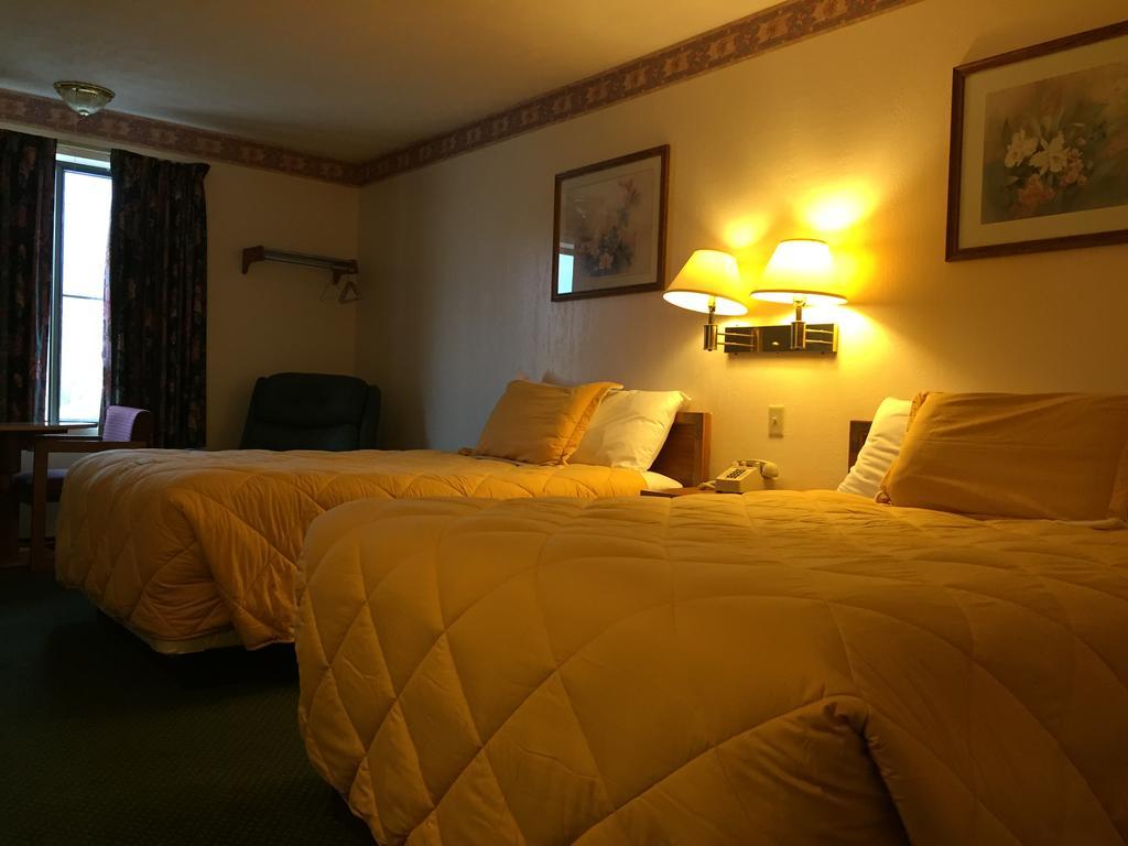 Baxter Springs Baxter Inn 4 Less מראה חיצוני תמונה